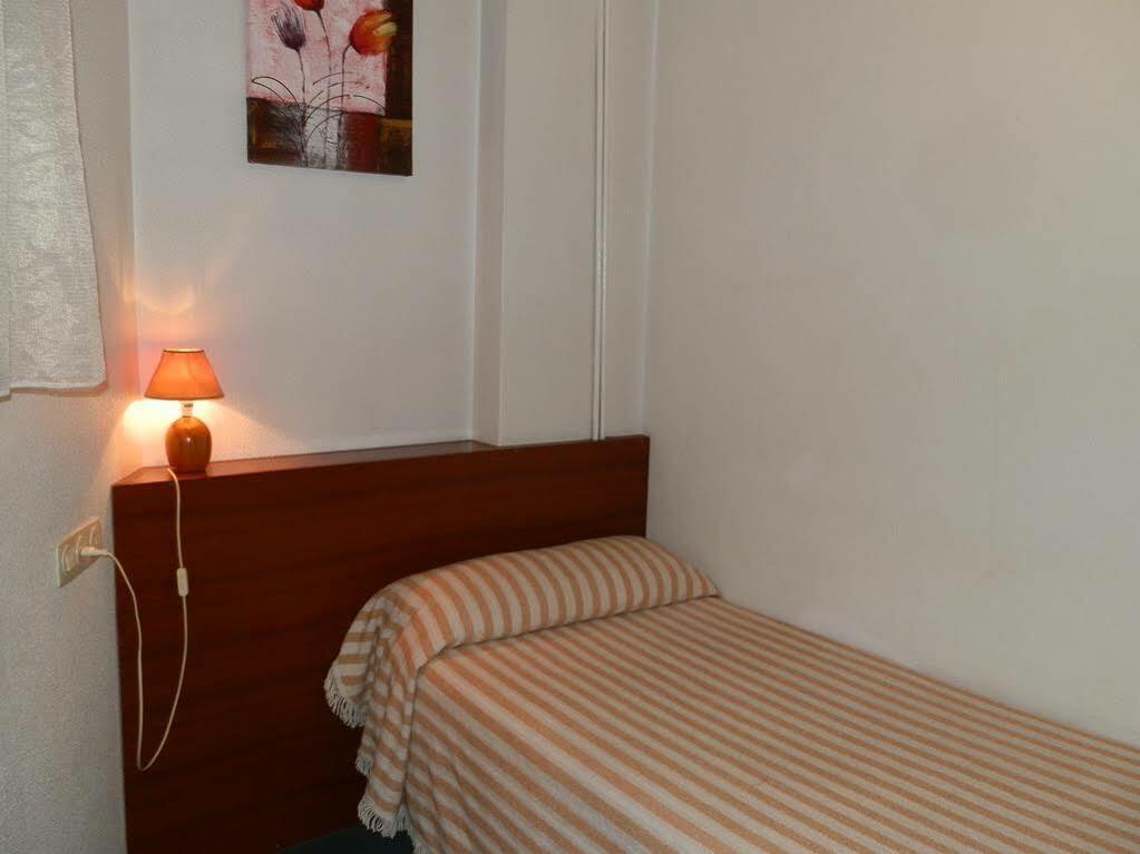 Apartamentos Turisticos Beatriz Perillo Exterior foto